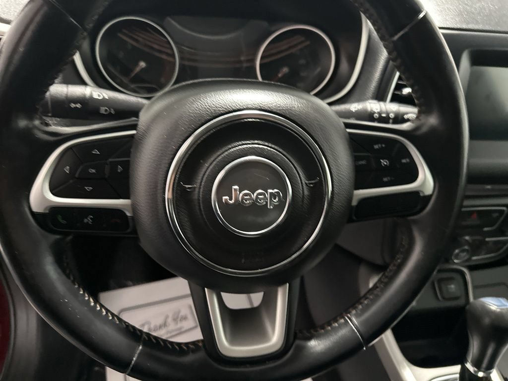 Used 2020 Jeep Compass Latitude FWD image 15