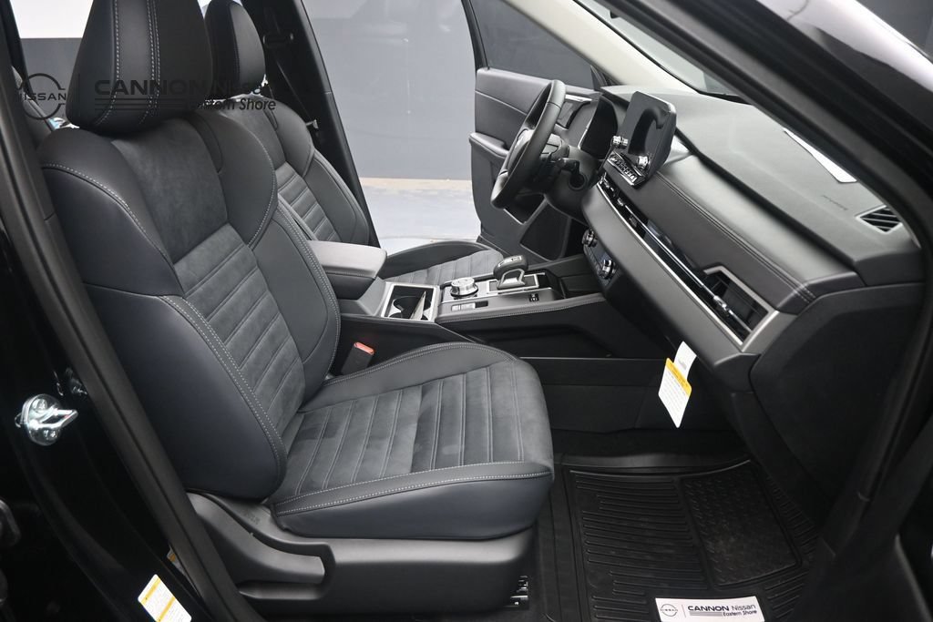 New 2026 Nissan Rogue SL AWD/4WD image 24