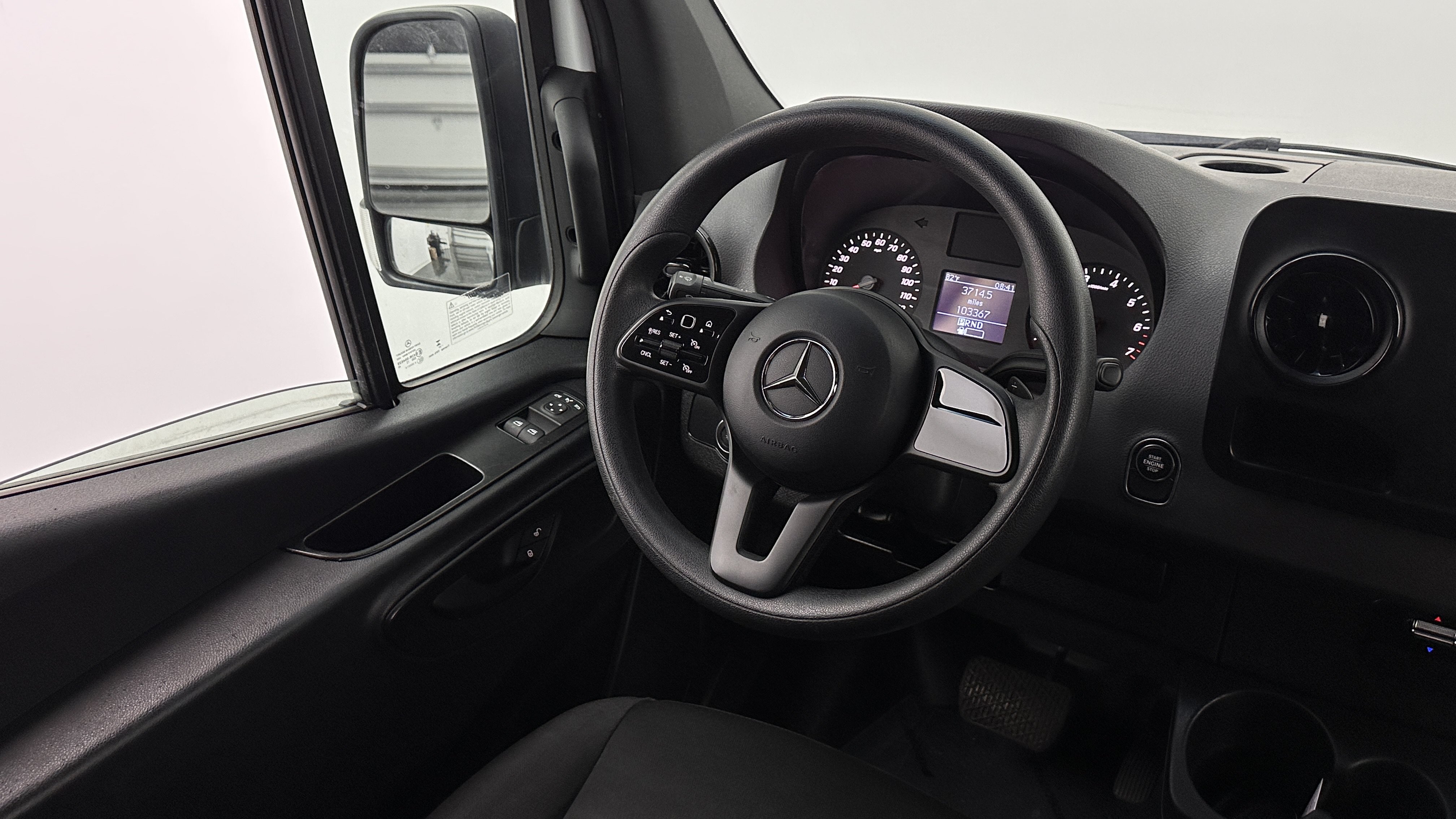 Used 2023 Mercedes-Benz Sprinter 2500 image 18