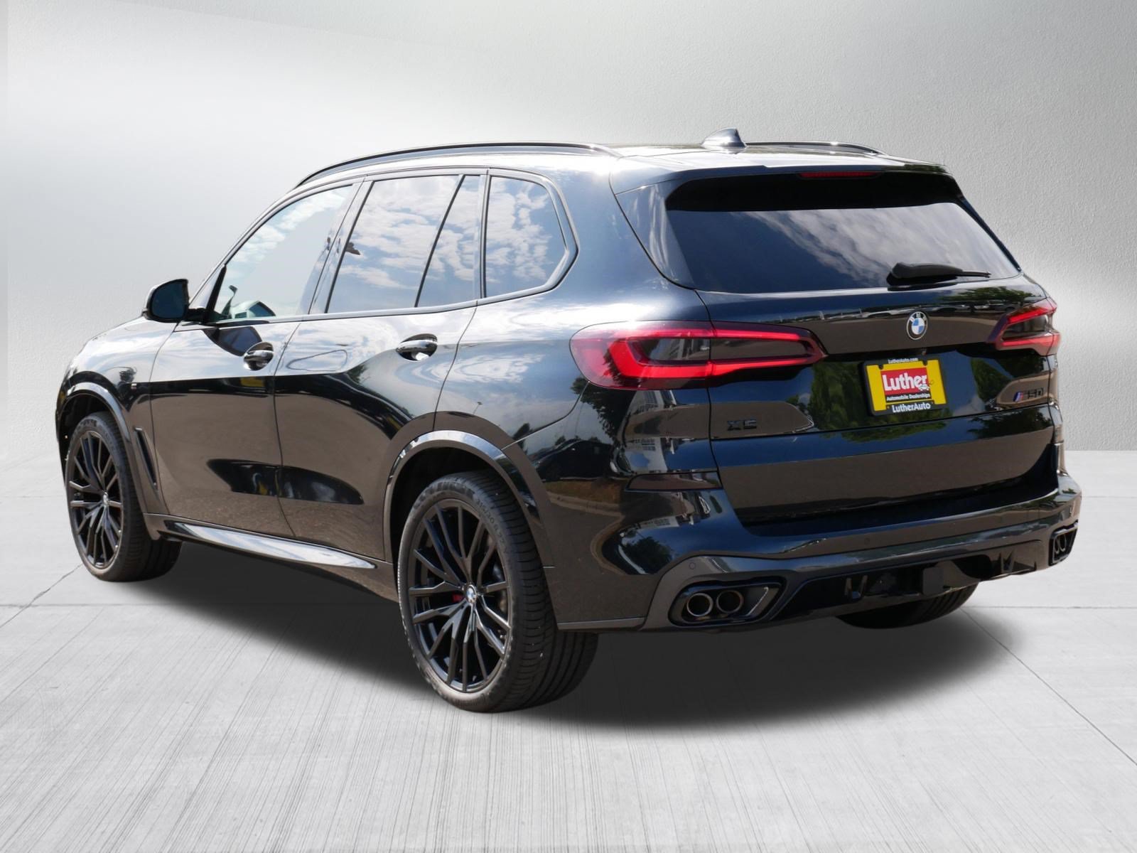 Used 2022 BMW X5 M50i w/ Executive Package AWD/4WD image 5
