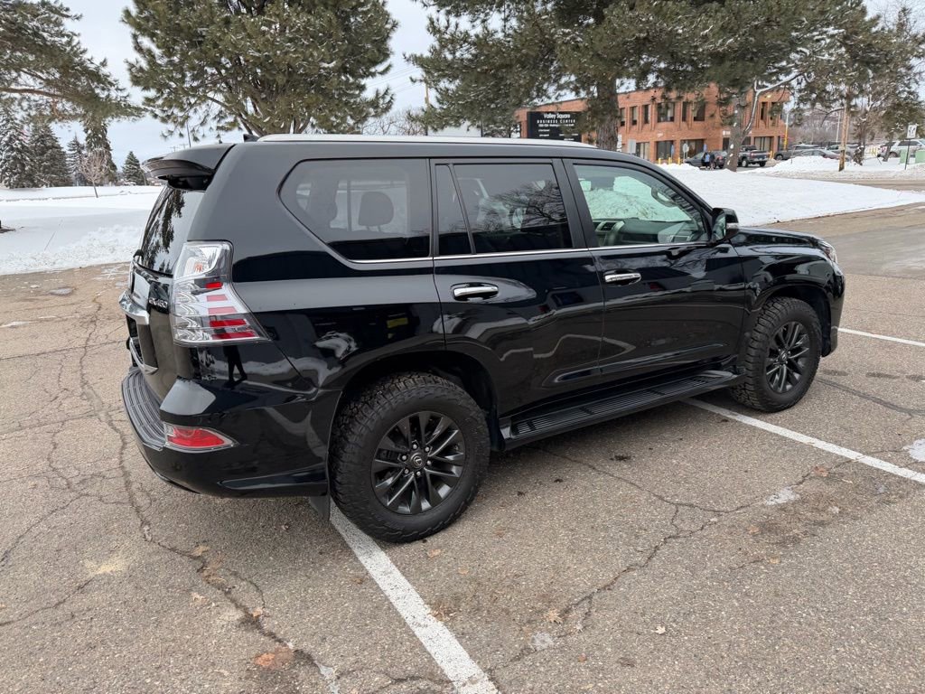 Used 2020 Lexus GX 460 Premium image 10