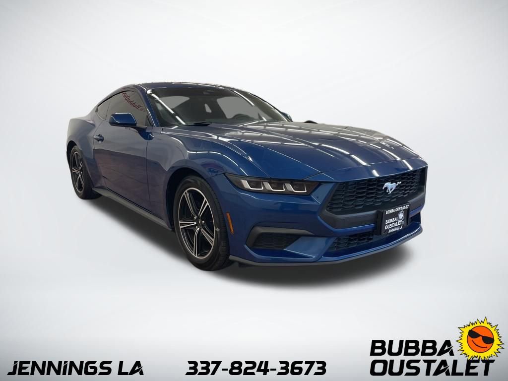 Used 2024 Ford Mustang EcoBoost image 3