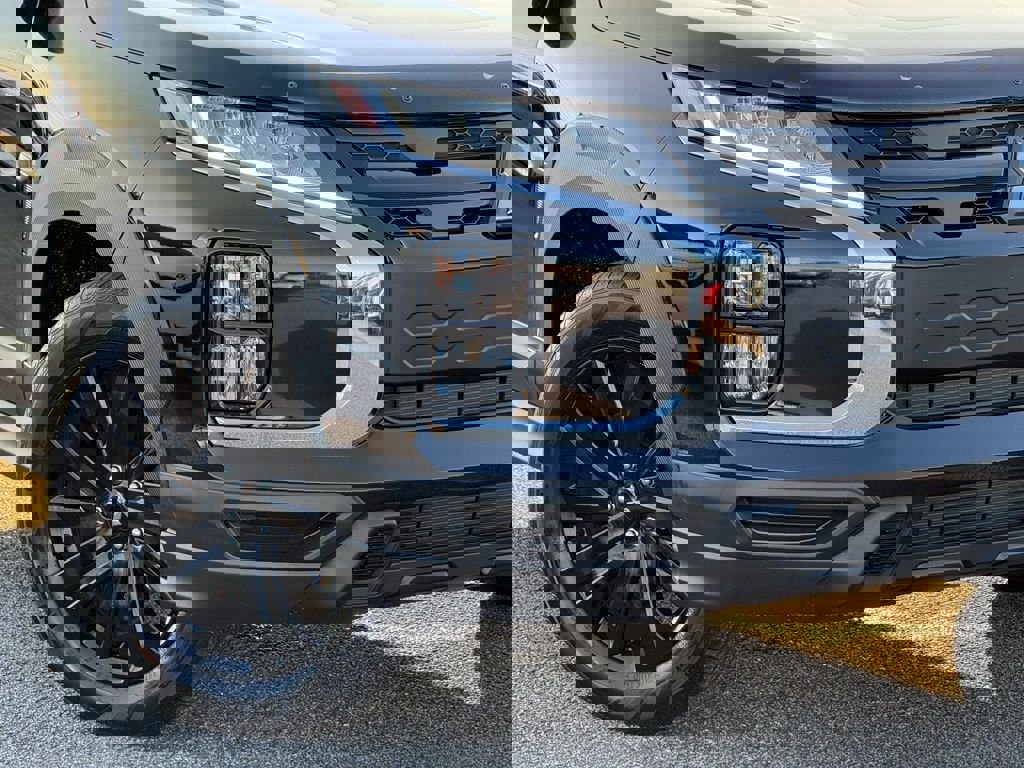 Used 2025 Mitsubishi Outlander Sport AWD image 12