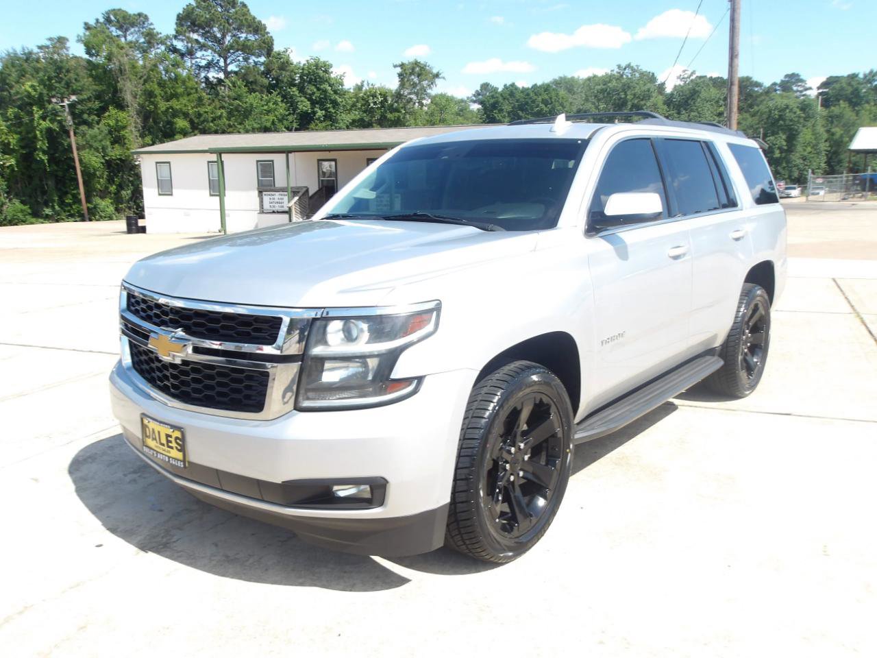 Used 2017 Chevrolet Tahoe LT RWD image 2