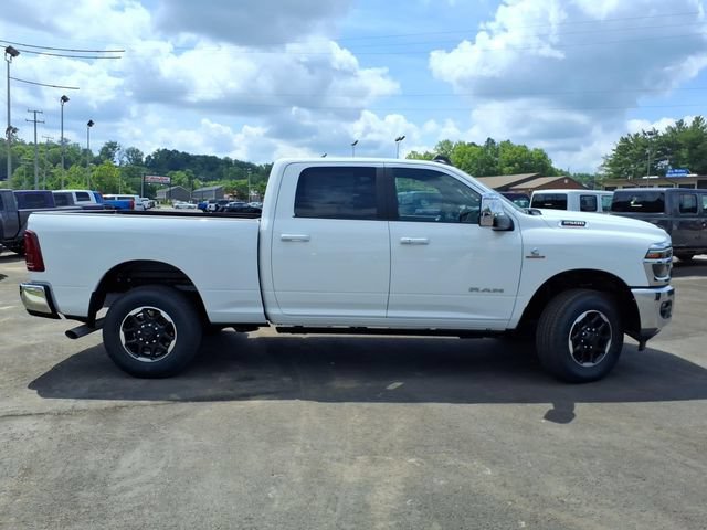 New 2026 RAM 2500 Laramie AWD/4WD image 2