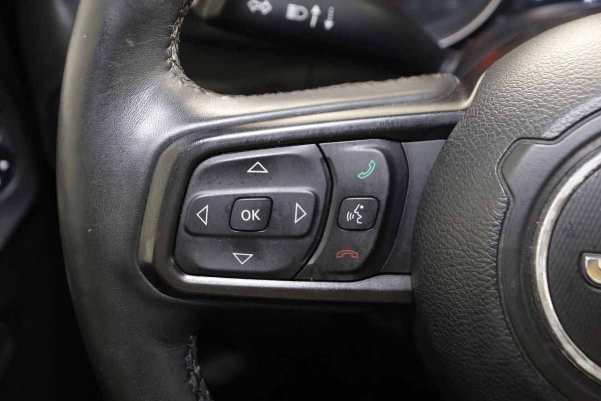 Used 2018 Jeep Wrangler Unlimited Sport S AWD/4WD image 34