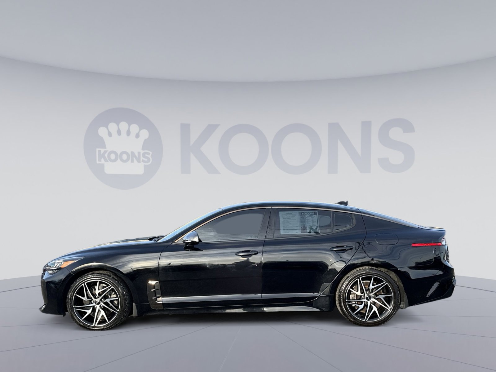 Used 2022 Kia Stinger GT-Line image 2