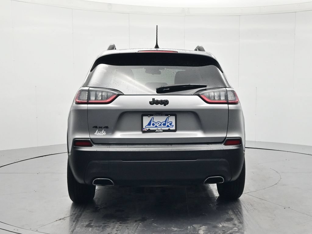 Used 2019 Jeep Cherokee Latitude Plus AWD/4WD image 6