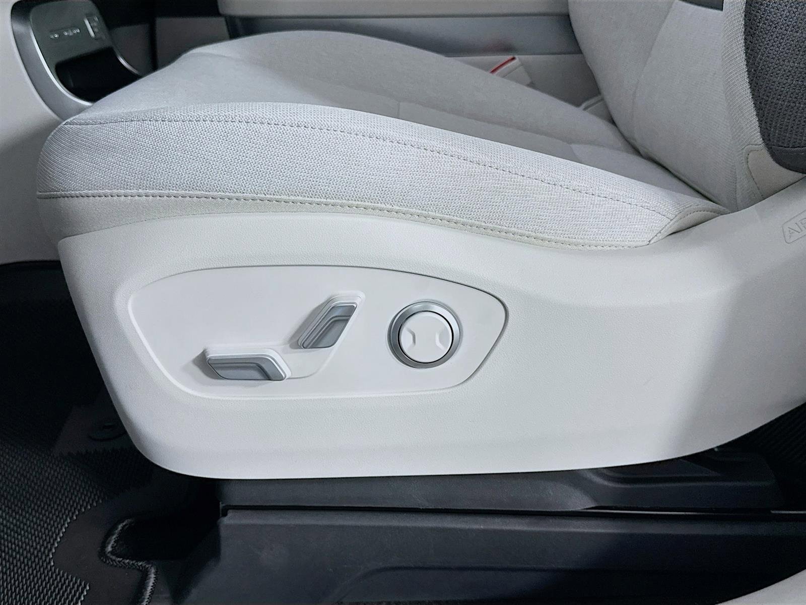 New 2026 Hyundai Ioniq 9 SE image 20