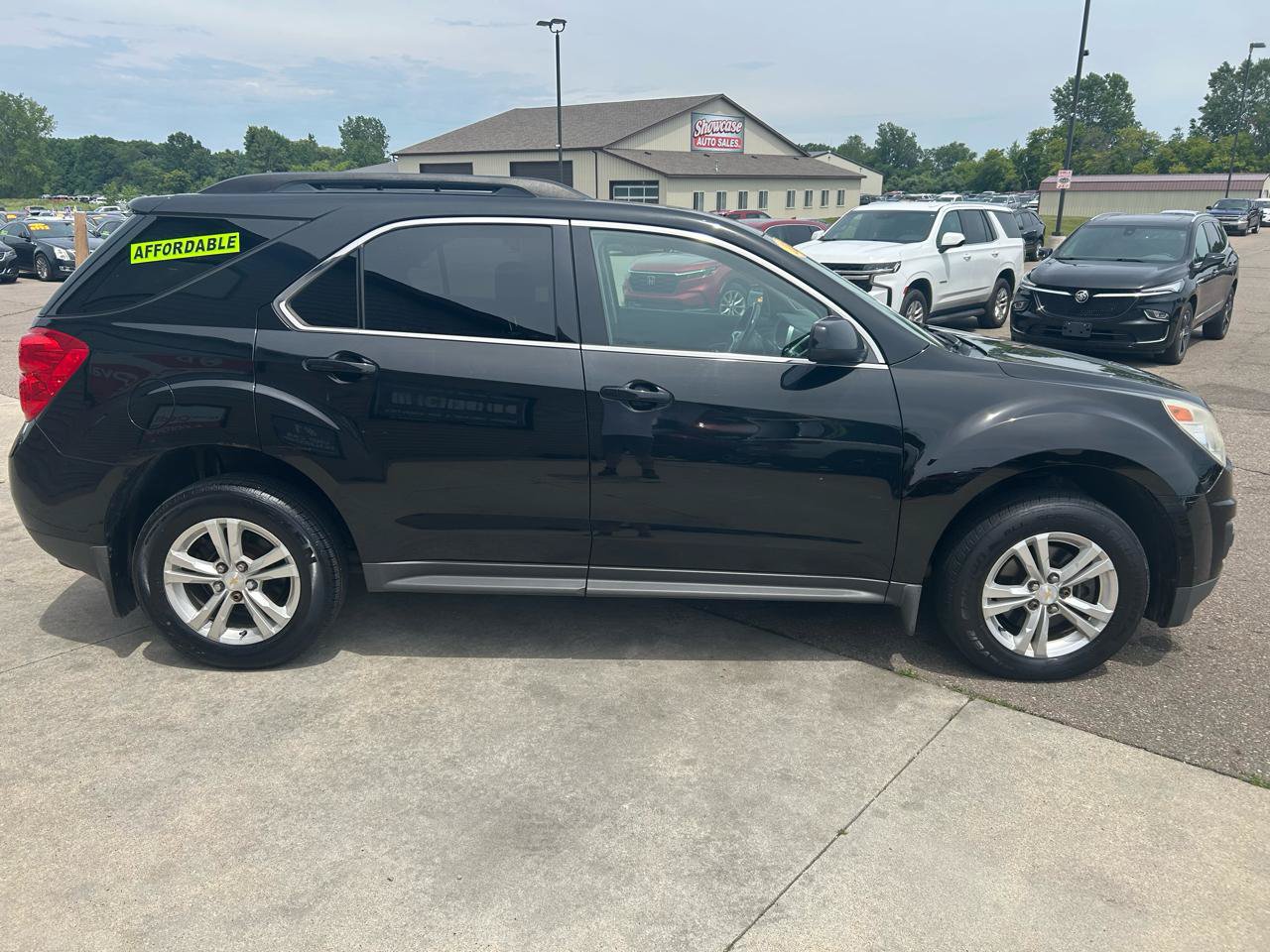 Used 2015 Chevrolet Equinox LT w/ Driver Convenience Package AWD/4WD image 4