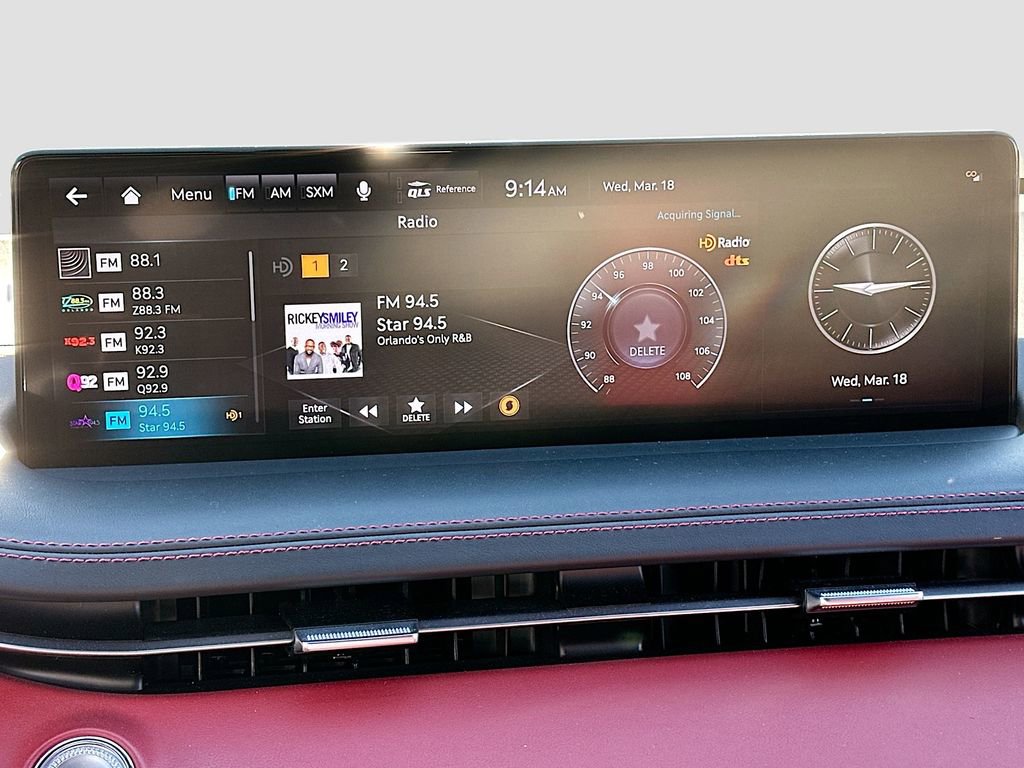 Used 2023 Genesis GV70 2.5T w/ Sport Prestige Package image 15