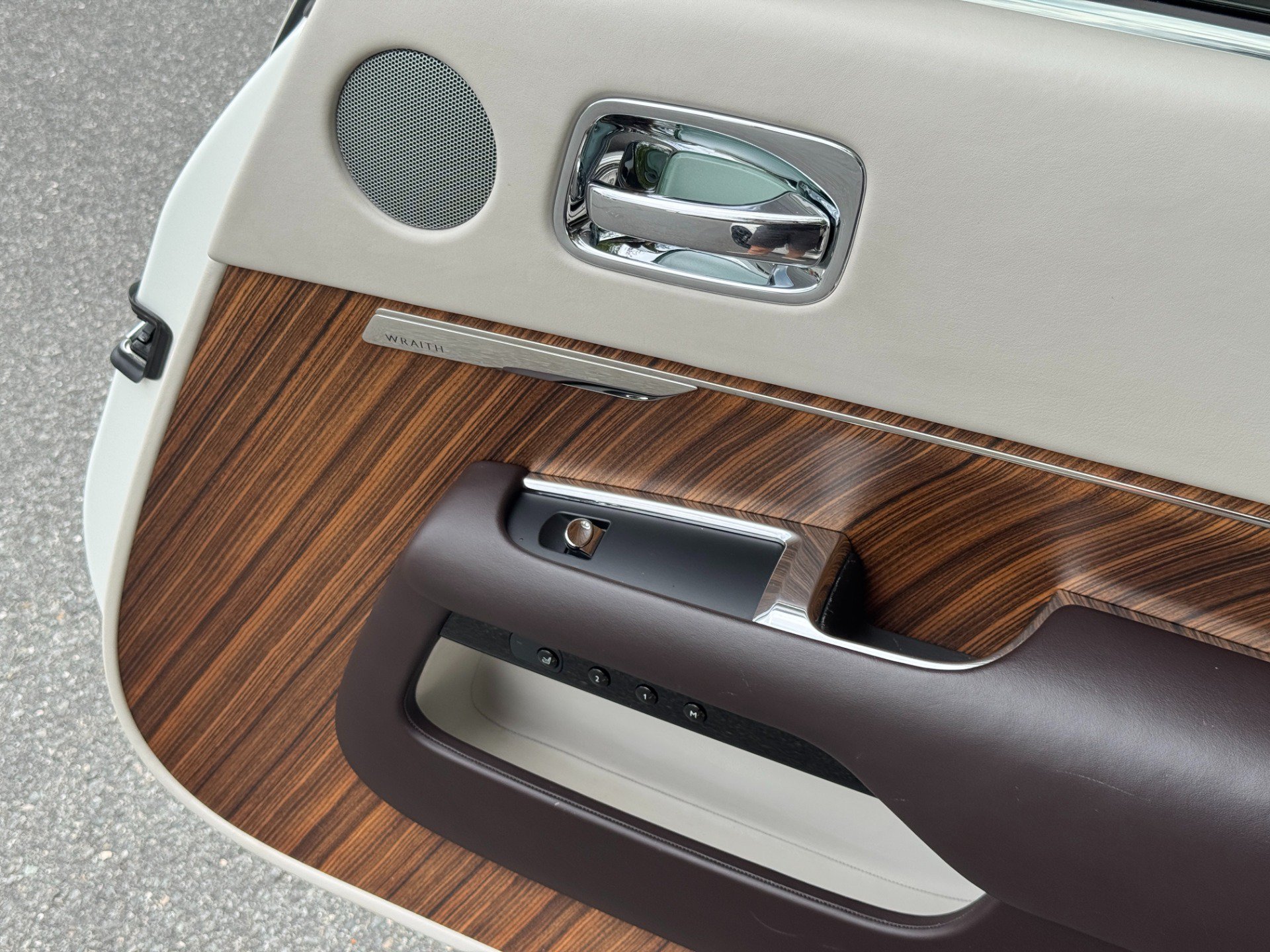 Used 2017 Rolls-Royce Wraith RWD image 55