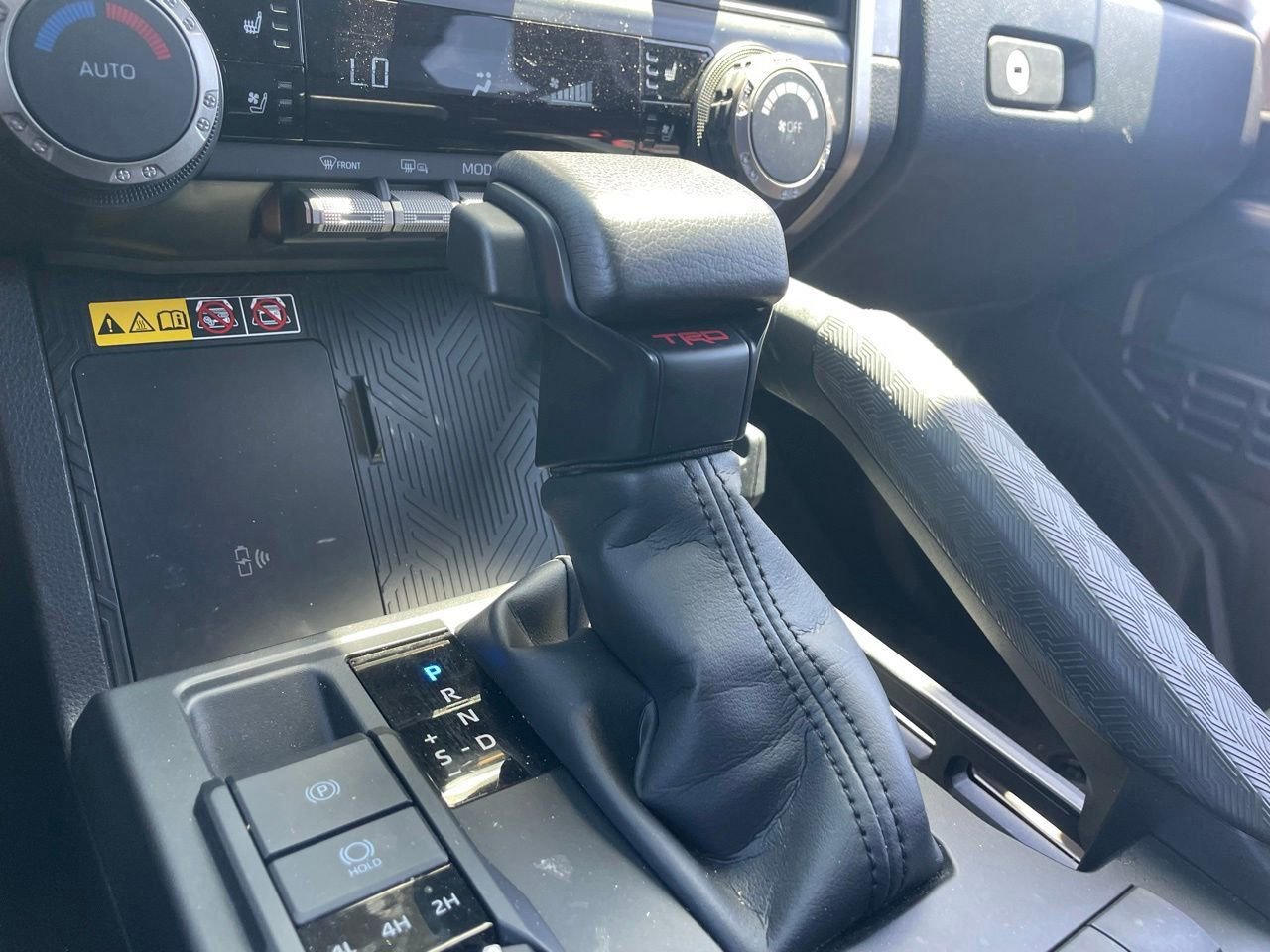 Used 2025 Toyota 4Runner TRD Off-Road Premium AWD/4WD image 9