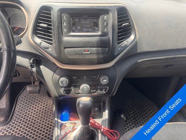 Used 2015 Jeep Cherokee Sport w/ Cold Weather Group FWD image 11