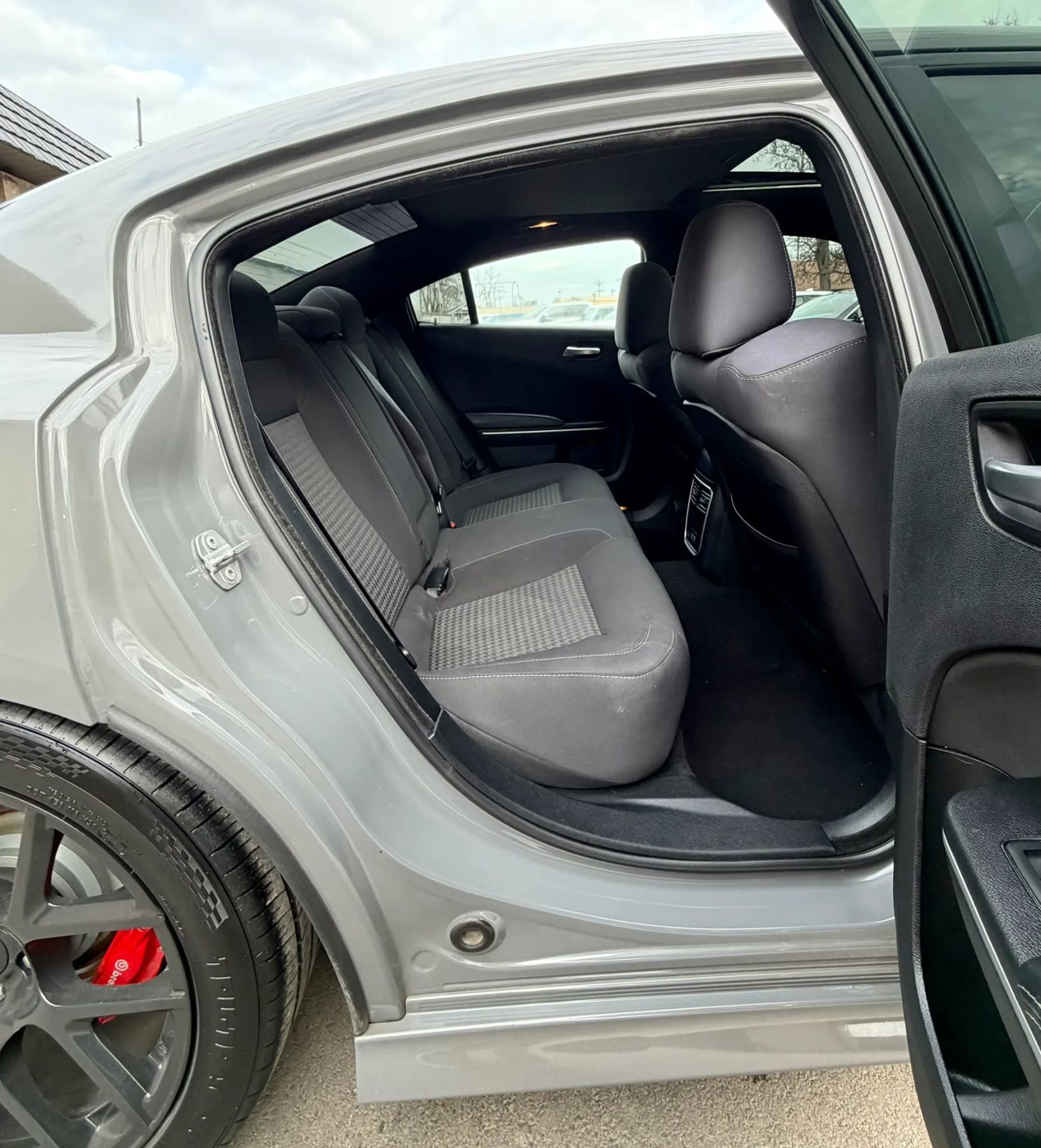 Used 2019 Dodge Charger Scat Pack w/ Navigation & Travel Group RWD image 16