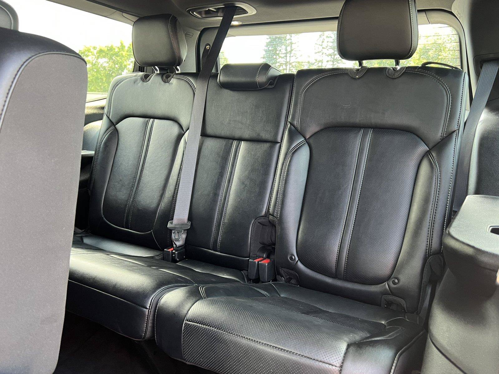 Used 2024 Jeep Wagoneer Series II w/ Flexible Seating Group AWD/4WD image 6