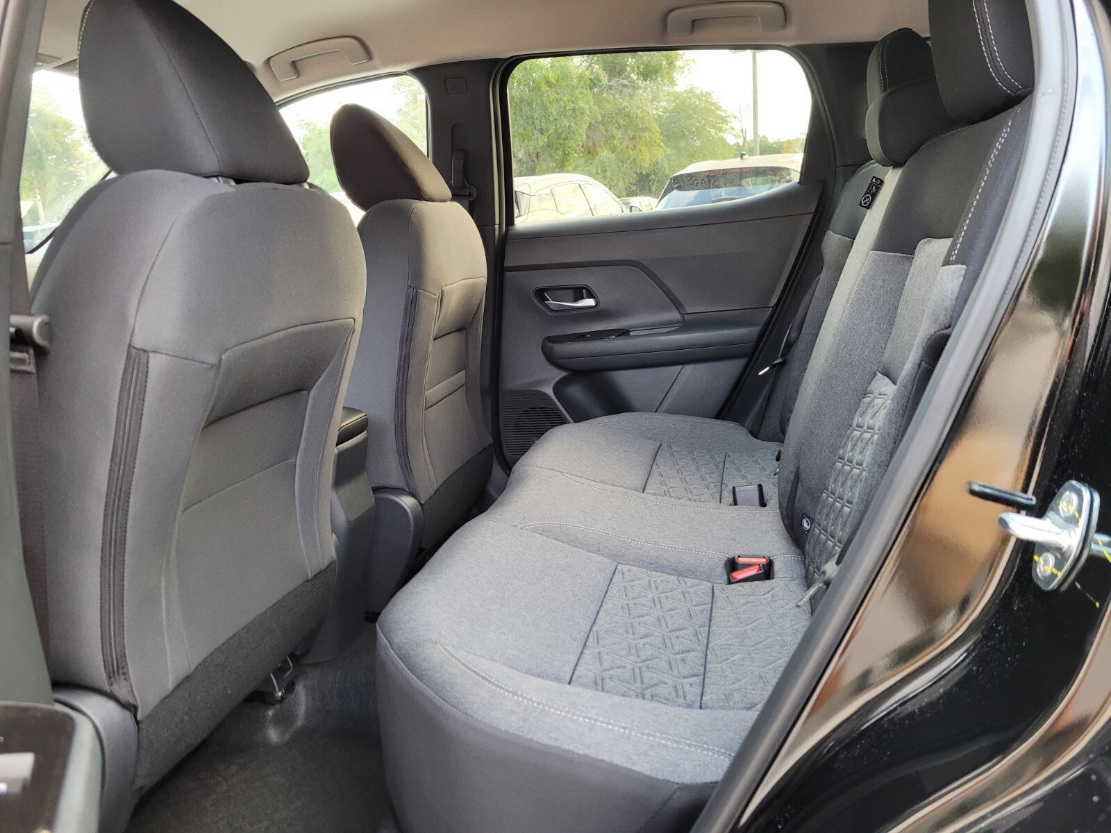 New 2026 Nissan Kicks SV image 12