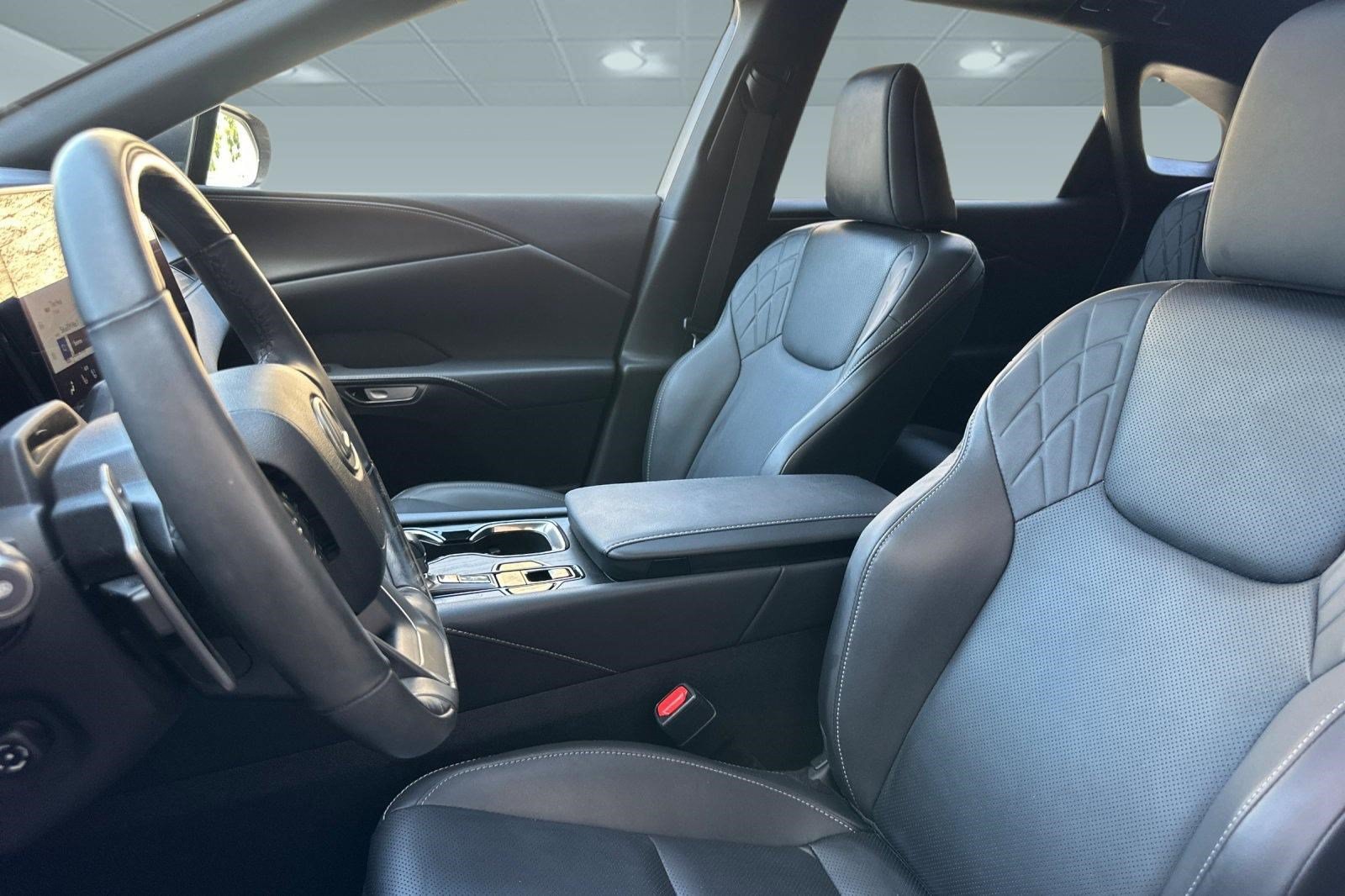 Certified 2024 Lexus RX 350 Premium w/ Convenience Package FWD image 5