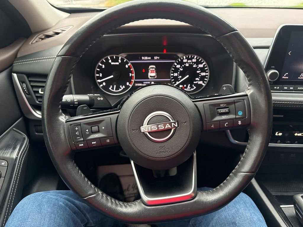 Used 2023 Nissan Rogue SV w/ SV Premium B Package image 29