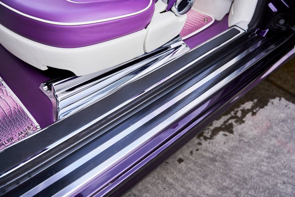 Used 2008 Rolls-Royce Phantom Drophead Coupe image 46