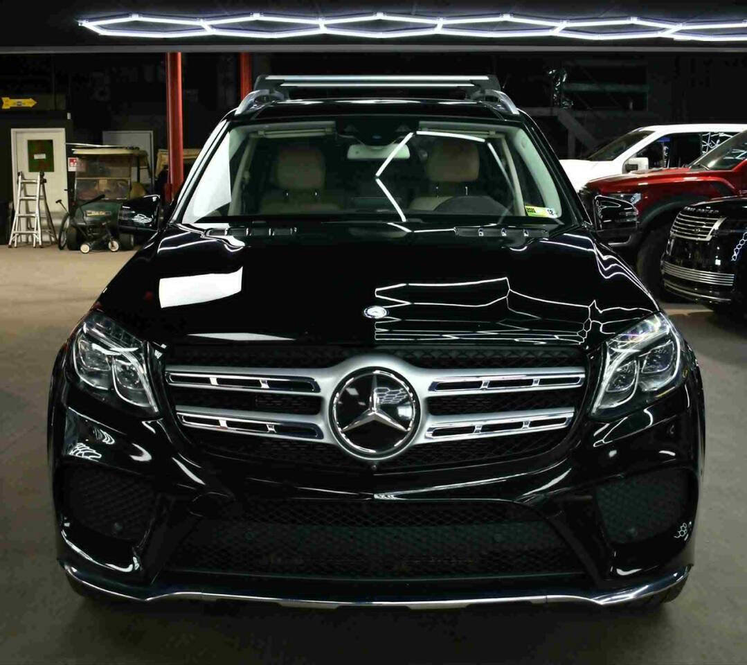 Used 2017 Mercedes-Benz GLS 550 4MATIC image 2