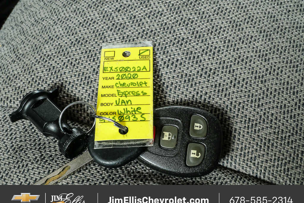 Used 2020 Chevrolet Express 3500 LT w/ LT Preferred Equipment Group RWD image 30