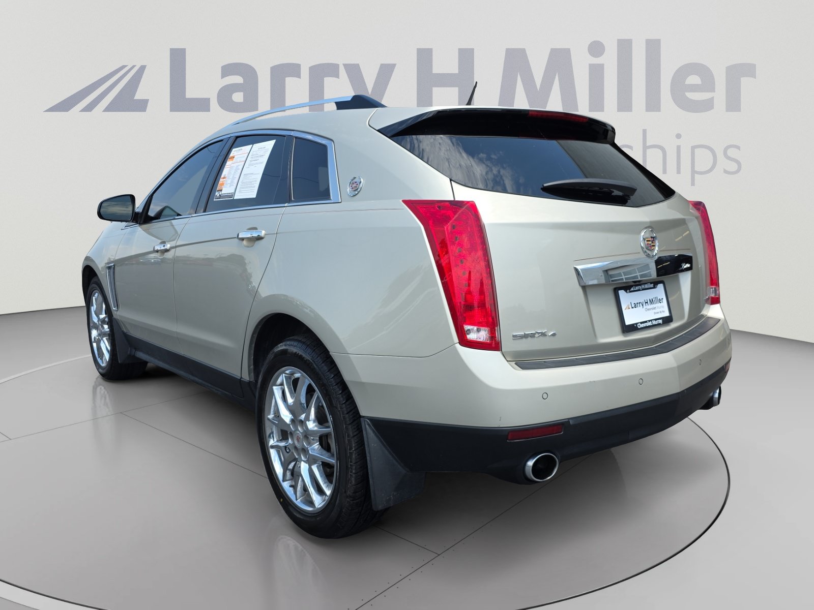 Used 2014 Cadillac SRX Premium AWD/4WD image 3
