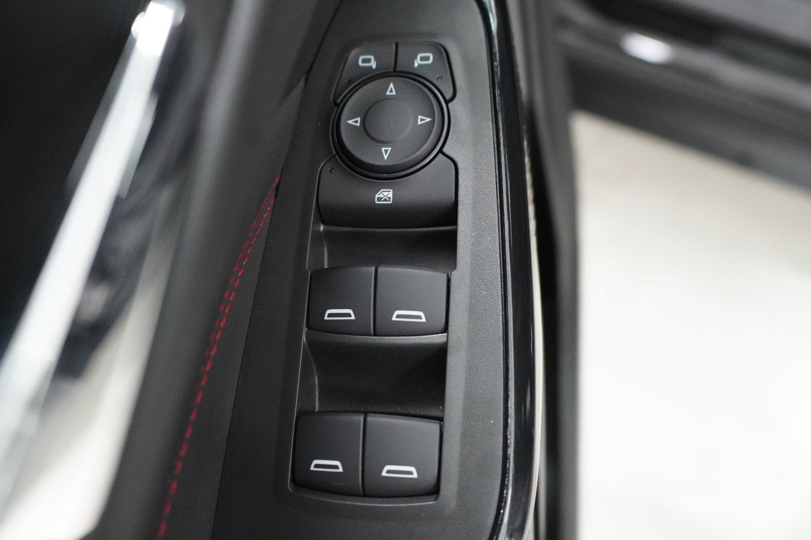 New 2026 Chevrolet Trax RS w/ Driver Confidence Package FWD image 12