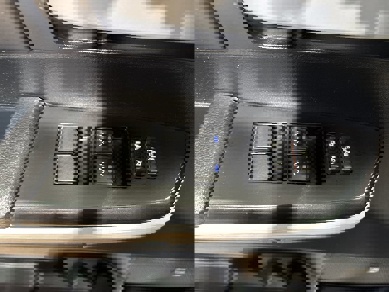 Used 2019 Toyota Tundra Limited w/ Limited Premium Package image 13