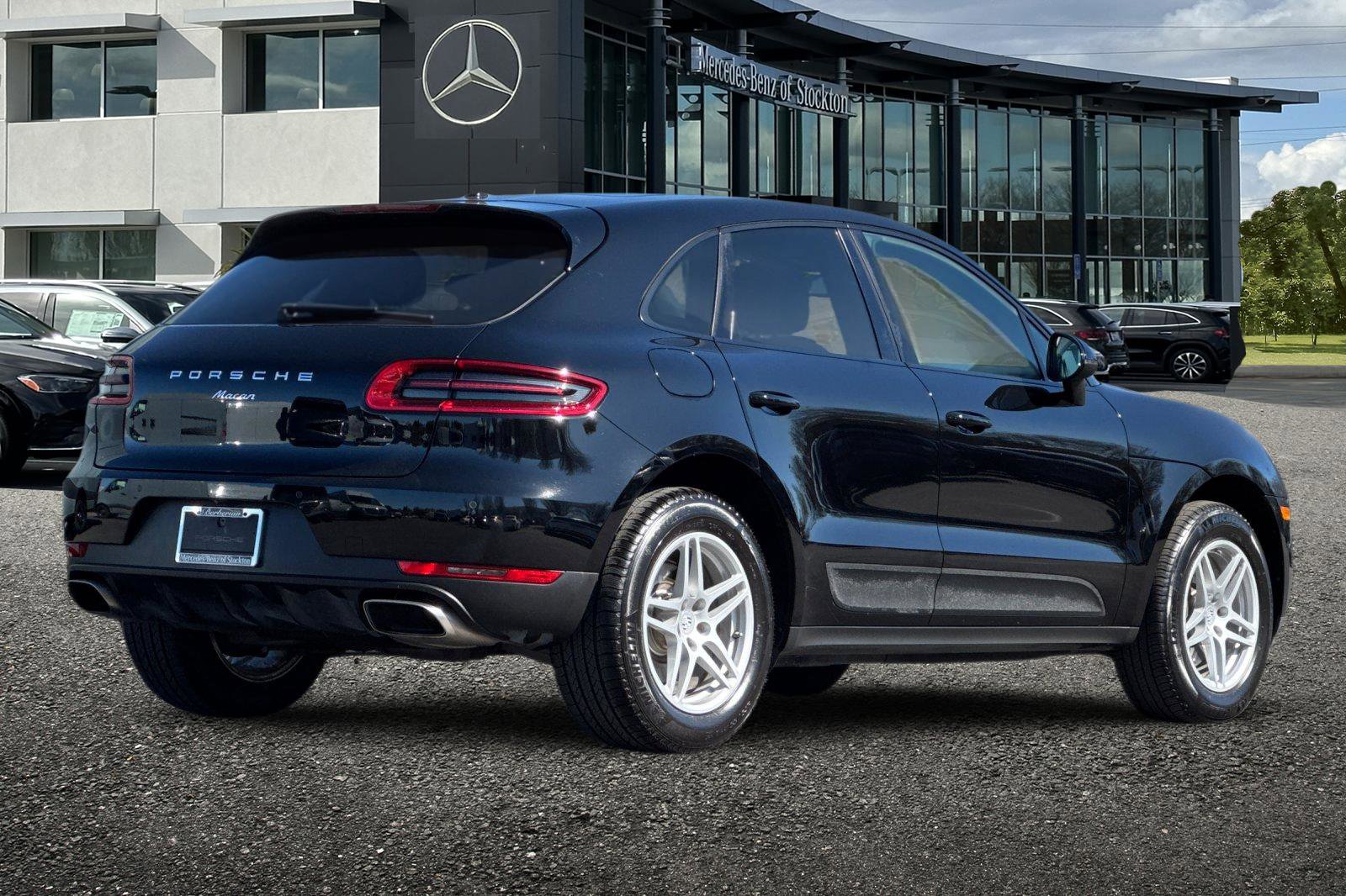 Used 2018 Porsche Macan image 4