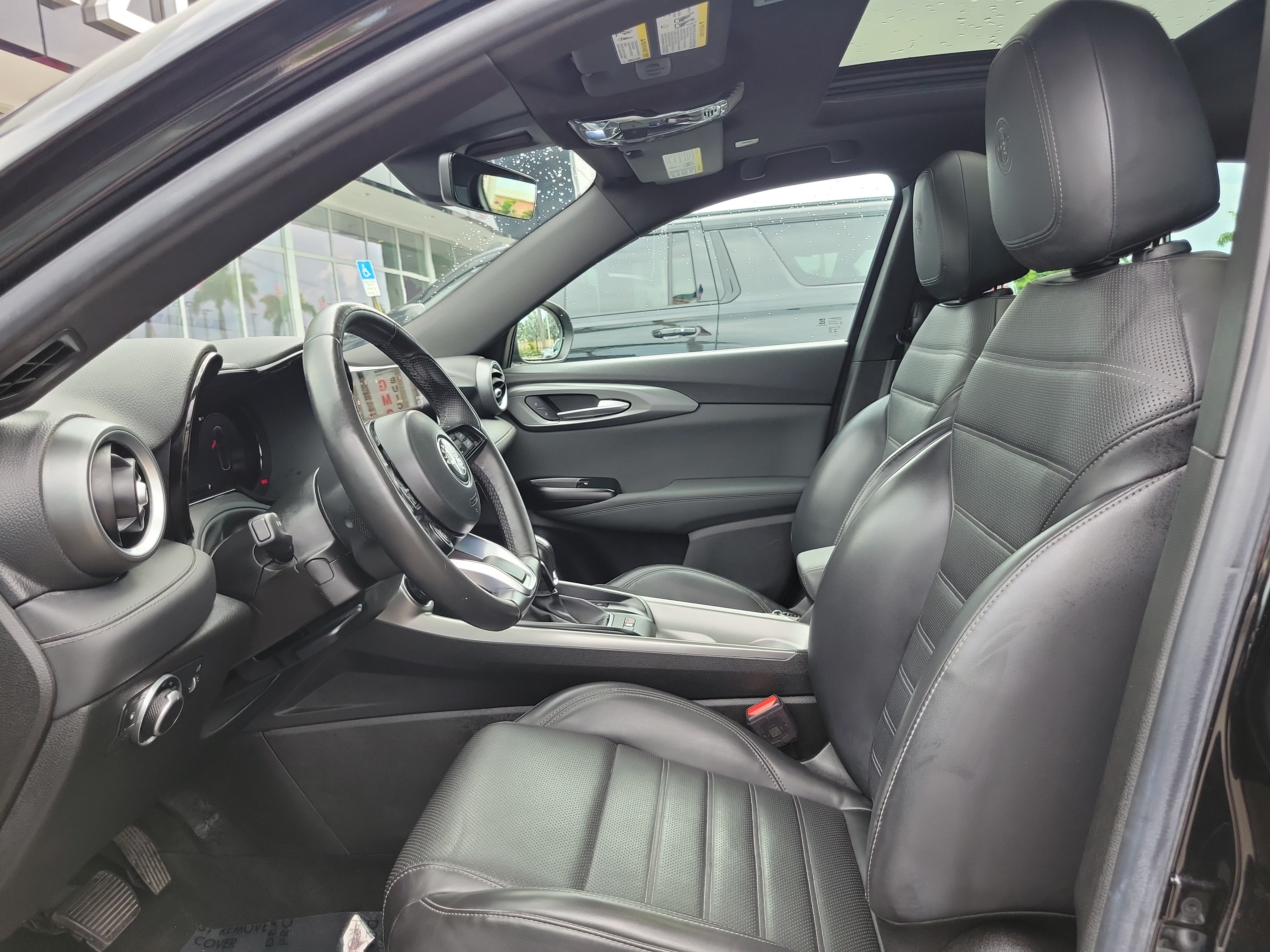 Used 2024 Alfa Romeo Tonale Ti w/ Premium Interior Package AWD/4WD image 13