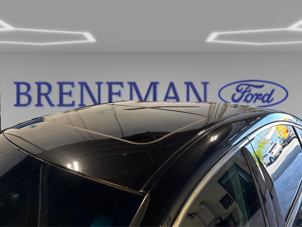Used 2020 Lexus ES 300h w/ Luxury Package FWD image 12