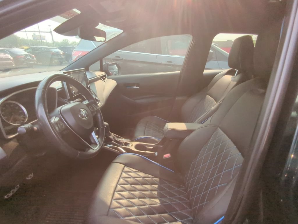Used 2019 Toyota Corolla SE w/ SE Option Package FWD image 6