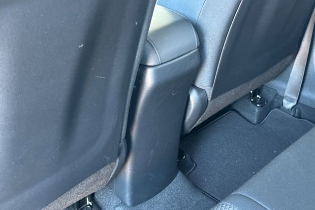 Certified 2025 Kia Soul LX w/ LX Technology Package FWD image 17