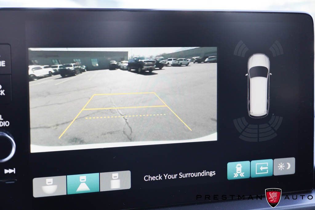 Used 2025 Honda Pilot Touring image 39