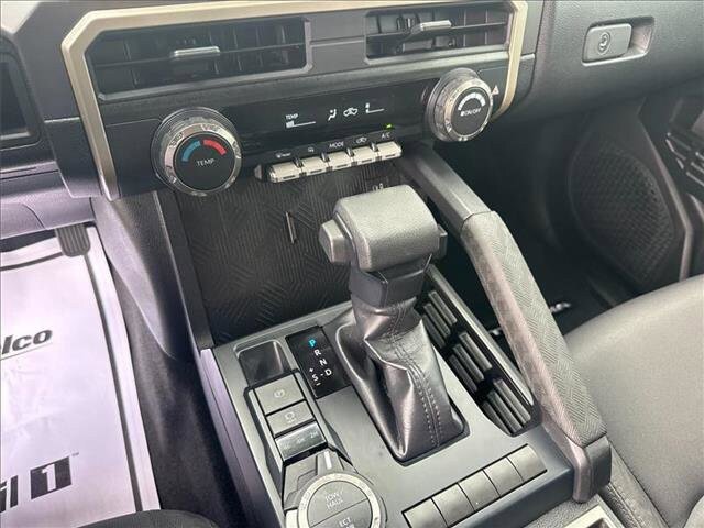 Used 2025 Toyota Tacoma SR5 image 18