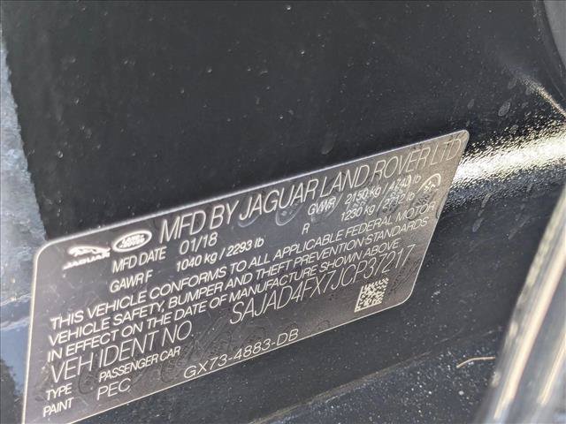 Used 2018 Jaguar XE Premium RWD image 27