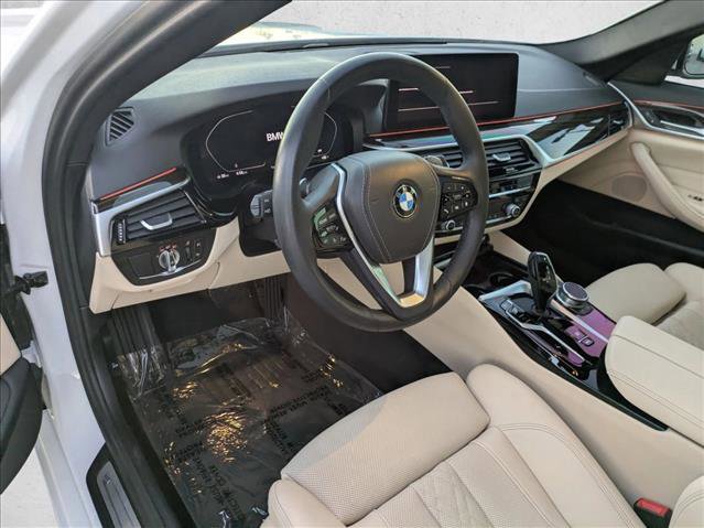 Used 2023 BMW 530i w/ Convenience Package image 10