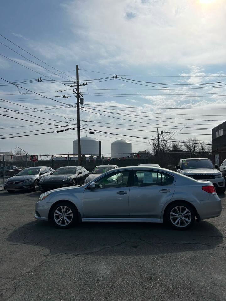 Used 2013 Subaru Legacy 2.5i Premium w/ All-Weather Pkg image 6