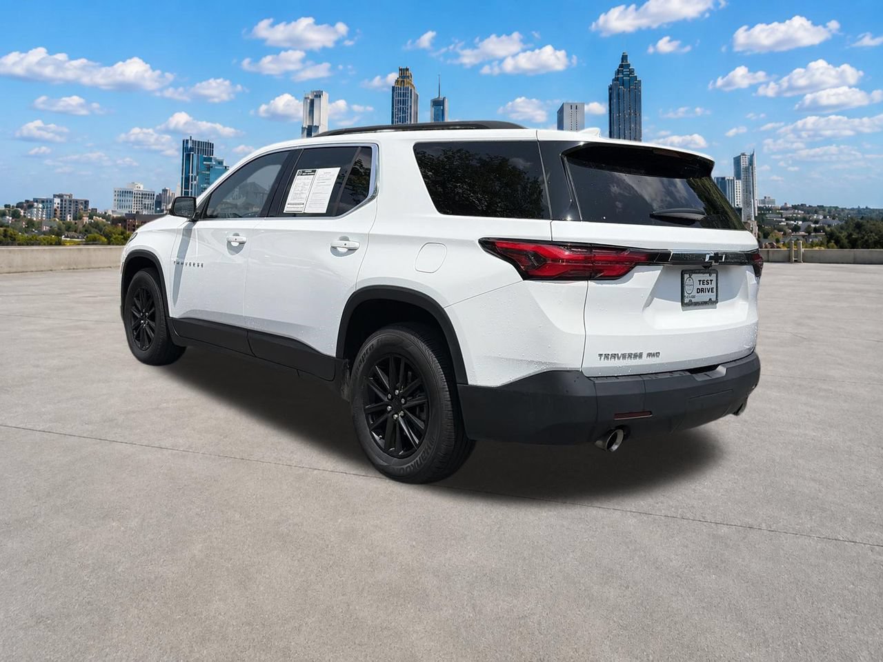Used 2023 Chevrolet Traverse LT w/ LPO, Floor Liner Package AWD/4WD image 27
