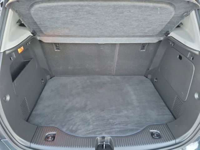 Used 2021 Chevrolet Trax LT w/ Driver Confidence Package image 32