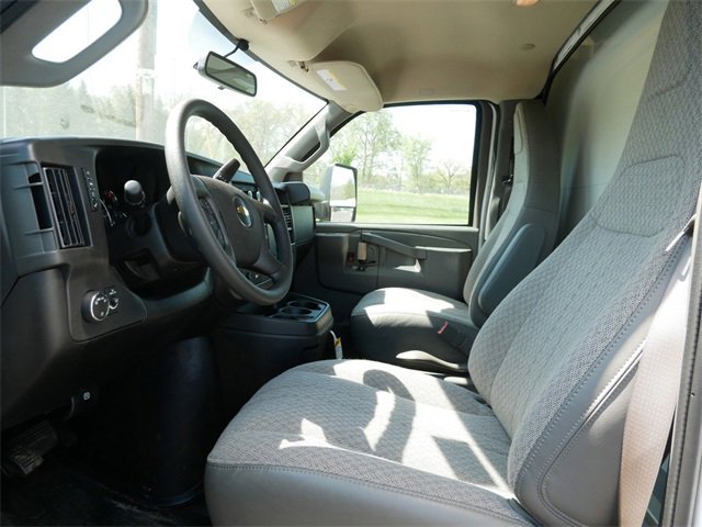 New 2025 Chevrolet Express 3500 Work Van w/ Power Convenience Package image 8