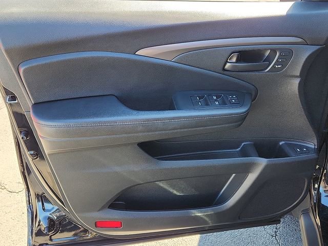 Certified 2023 Honda Passport EX-L image 12