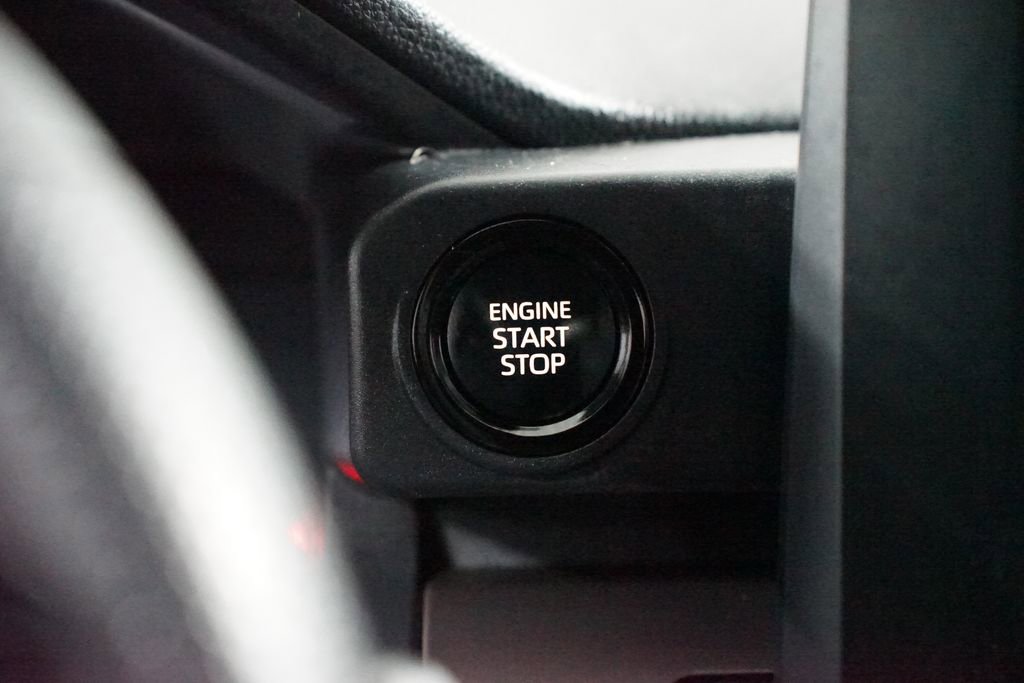 Certified 2024 Toyota Tacoma SR5 image 18