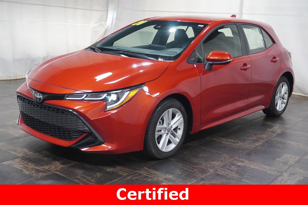 Certified 2020 Toyota Corolla Hatchback image 2