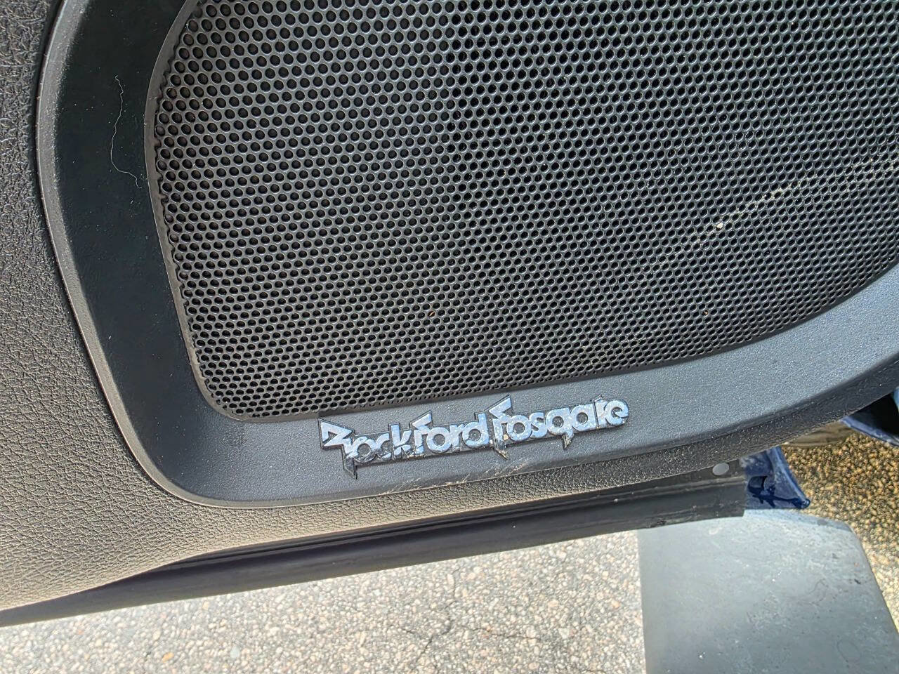 Used 2017 Nissan Titan PRO-4X w/ Pro-4x Convenience Package image 14