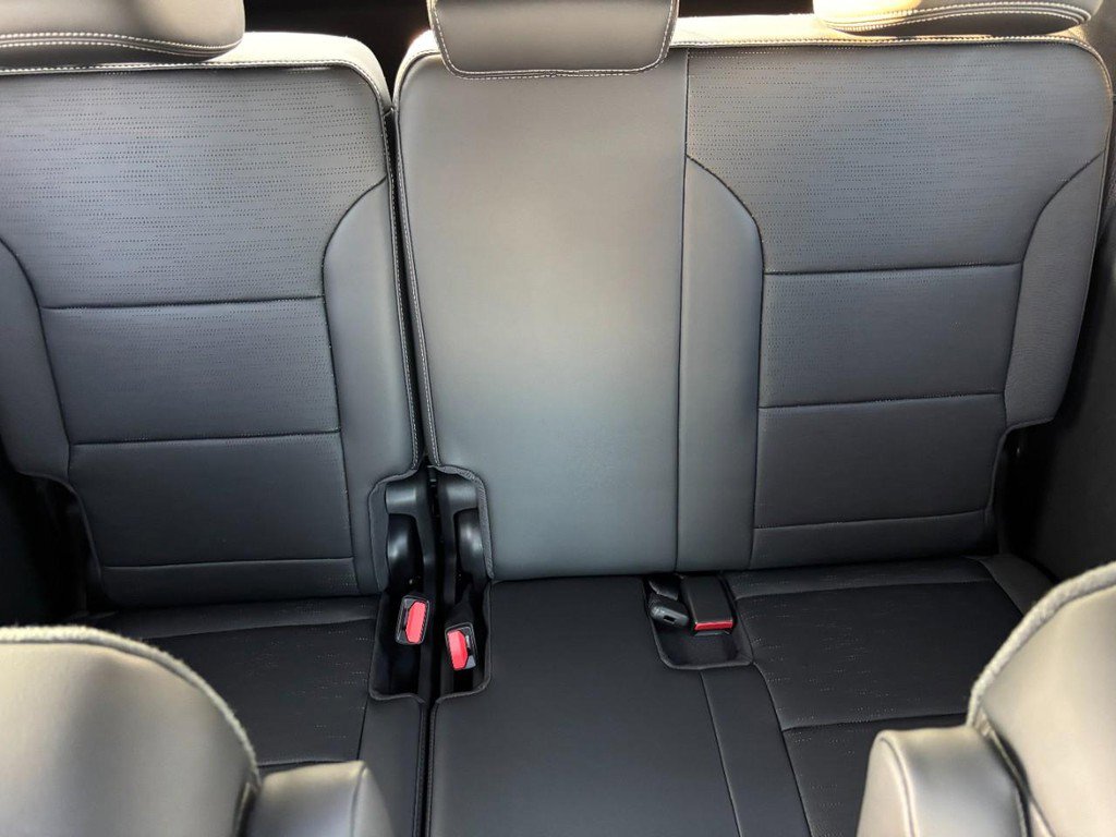 New 2026 Buick Enclave Sport Touring w/ Power Package image 8