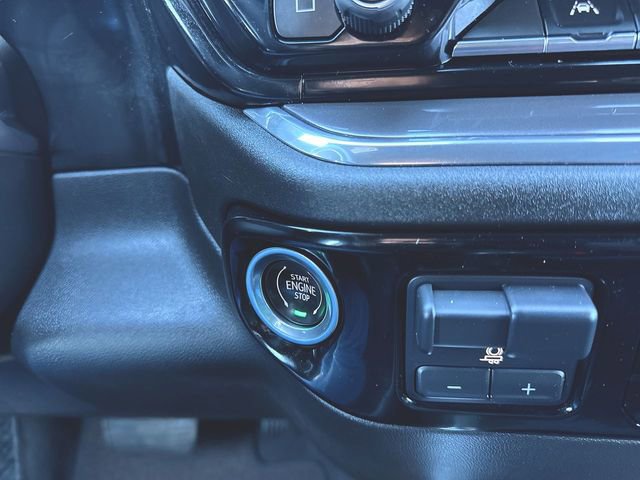 Used 2024 Chevrolet Silverado 1500 High Country w/ Technology Package image 17