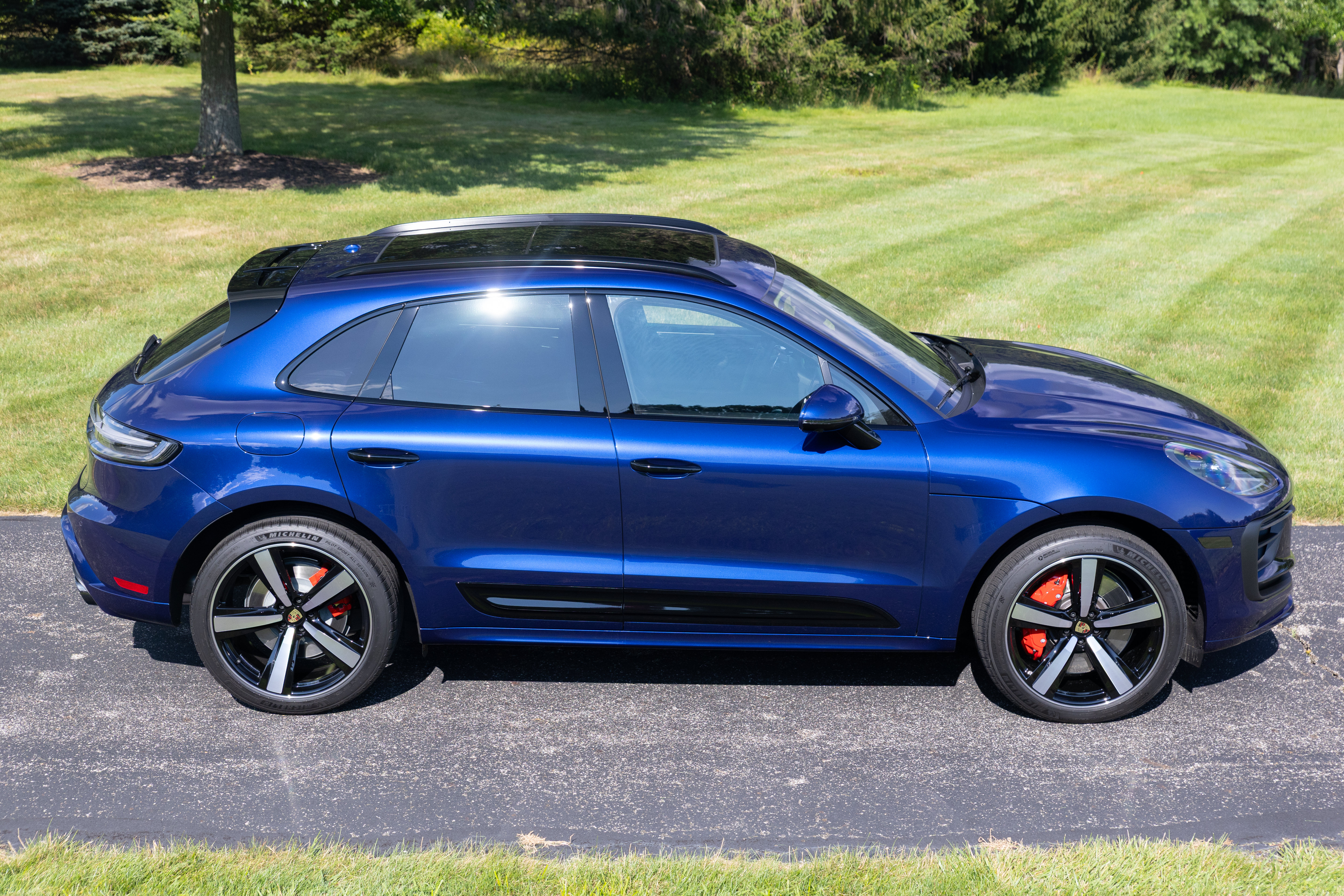 Used 2024 Porsche Macan GTS AWD/4WD image 57