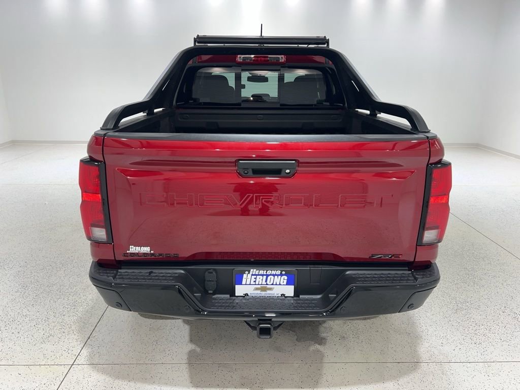 New 2025 Chevrolet Colorado ZR2 w/ Midnight Edition AWD/4WD image 4